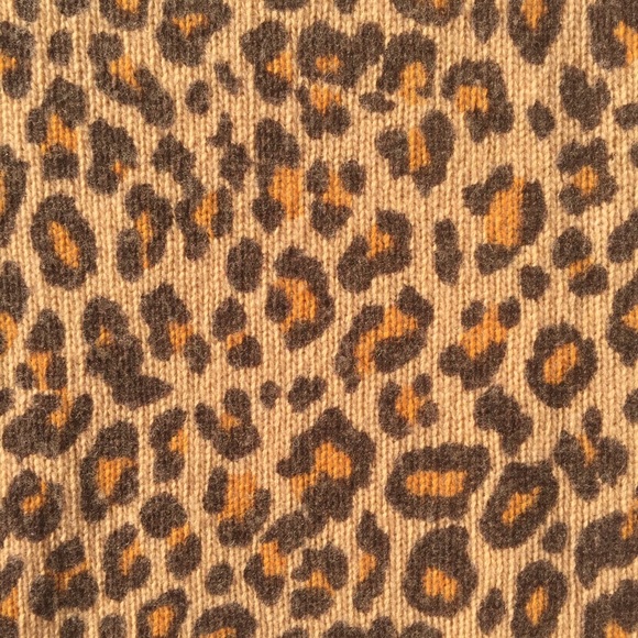 🌿 Spell Wildcat Sweater • Size M - Picture 4 of 8